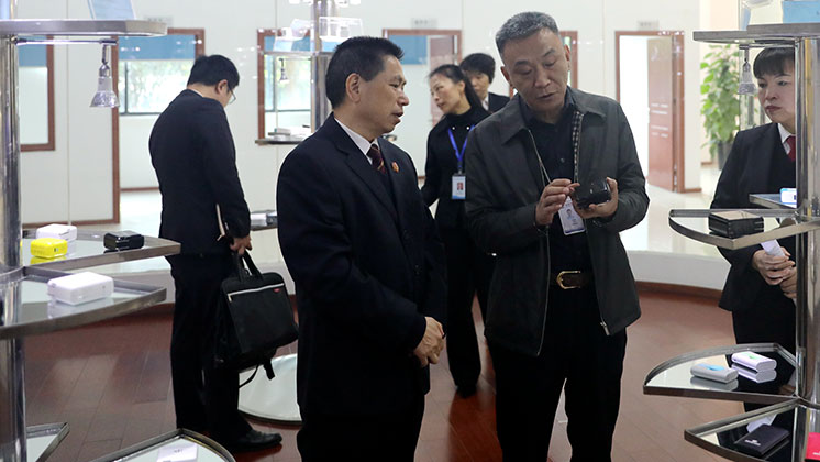 “送法進企業(yè)、服務自貿區(qū)”——市中級人民法院為炬神電子提供優(yōu)質司法服務